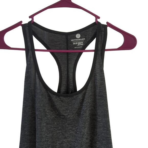 EUC Old Navy Active Top, S - Picture 2 of 5